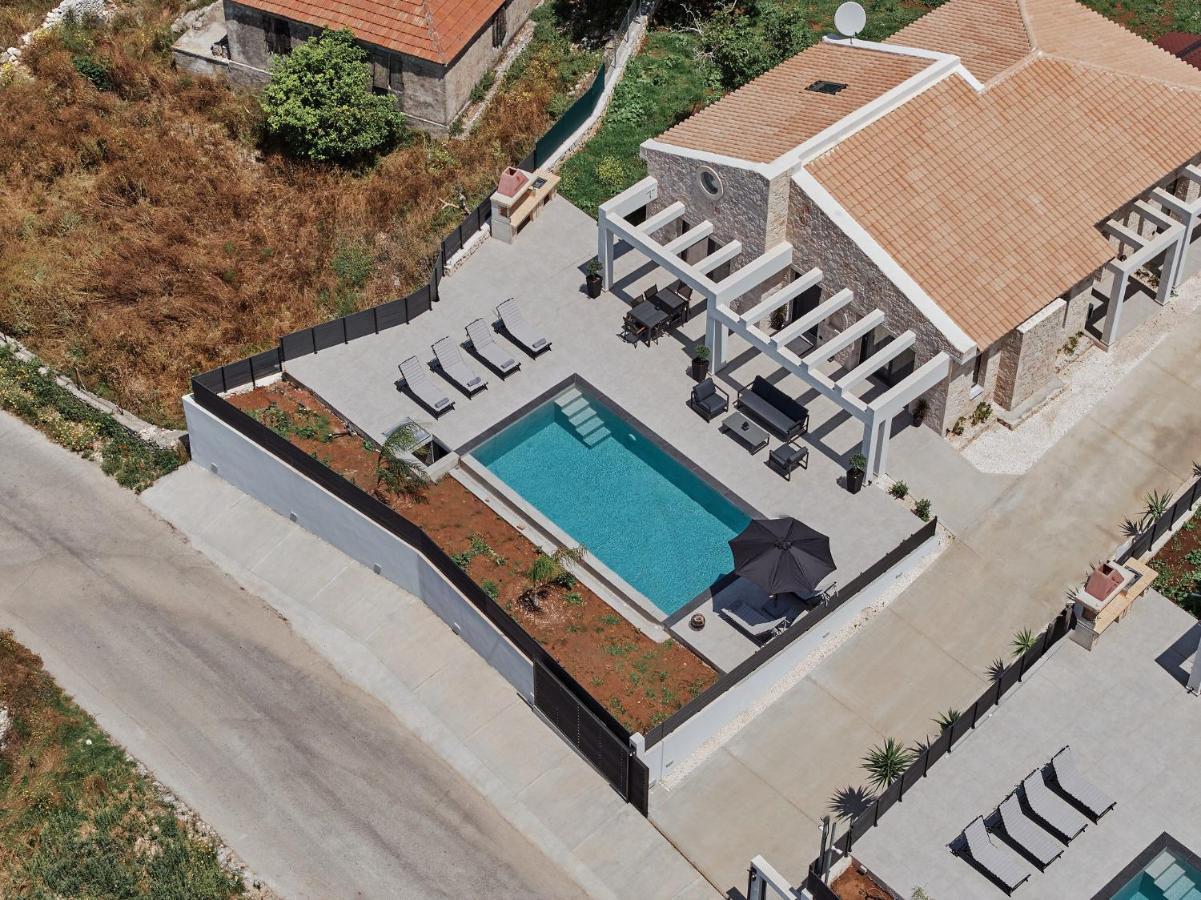 Mouzaki'S Stone Villas Volímai Esterno foto